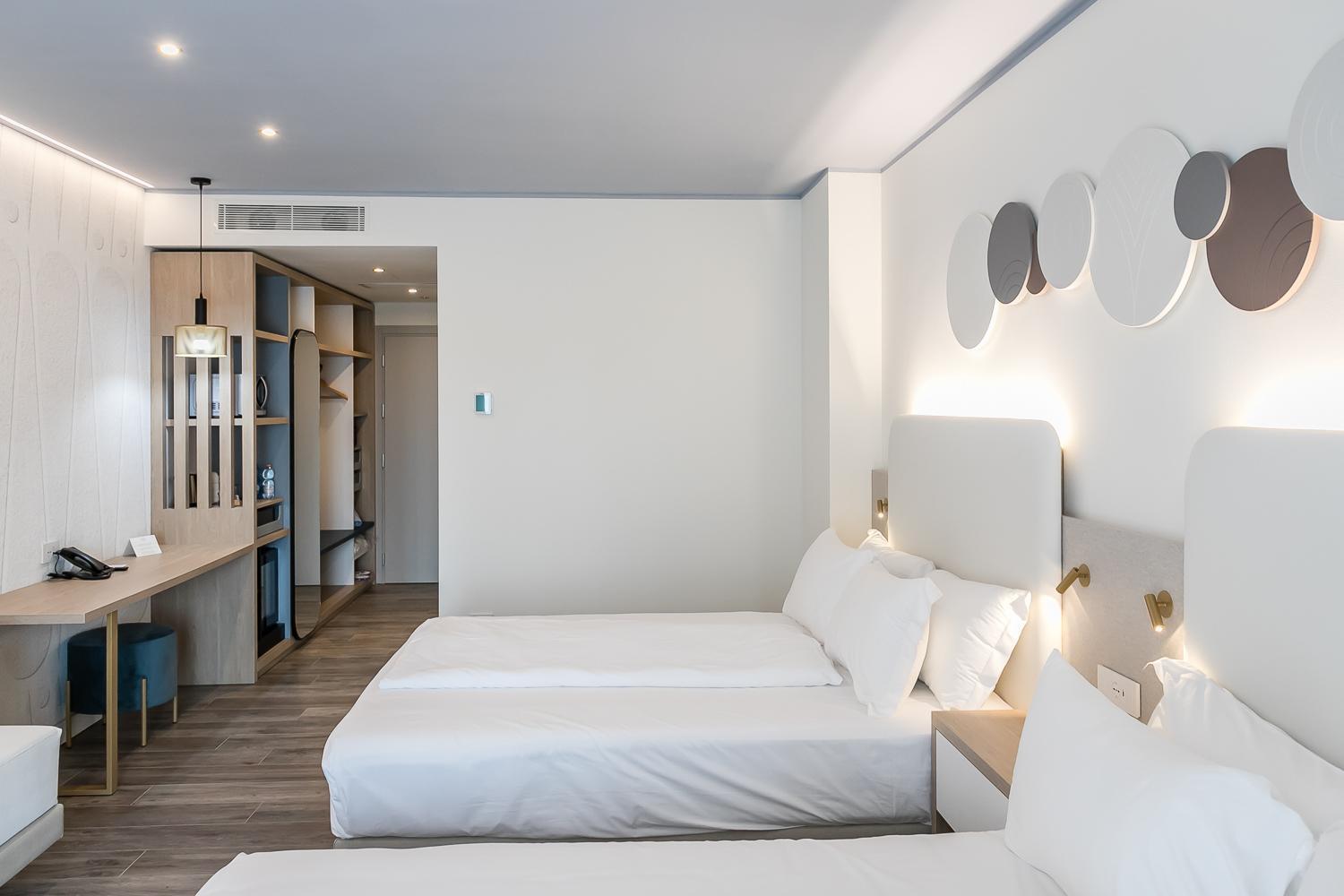 Mediterranee Family & Hotel