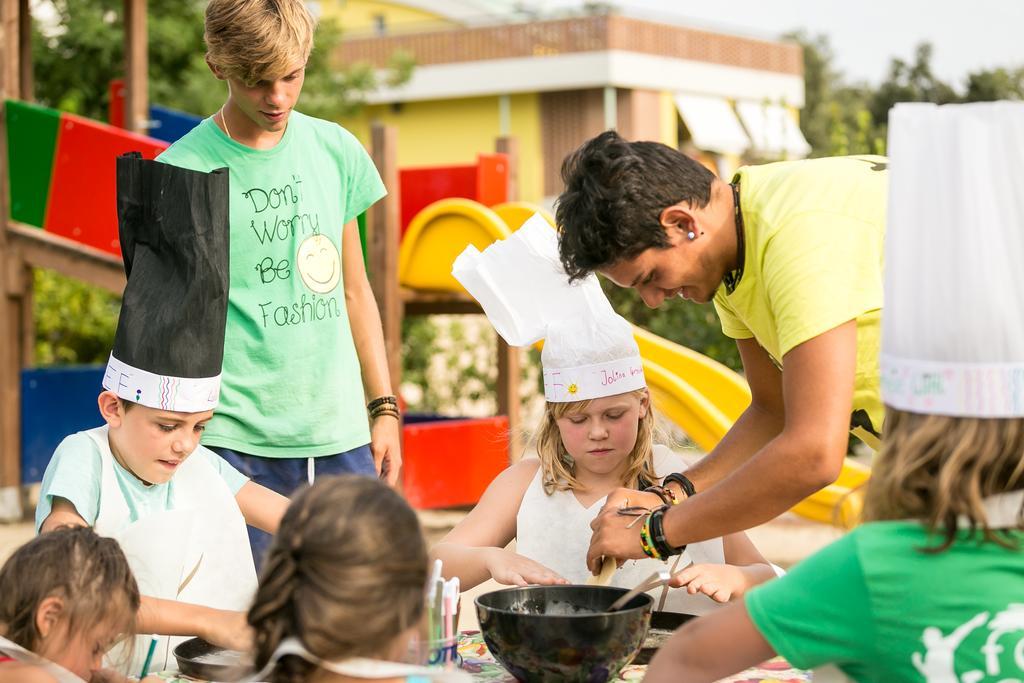 Mediterranee Family &